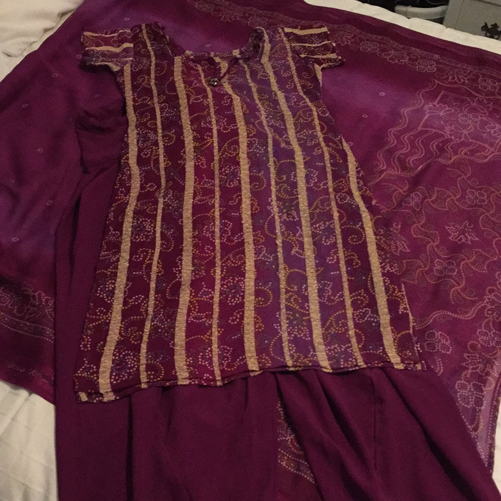 Purple Punjabi Indian Salwar Kameez - Picture 2 of 7